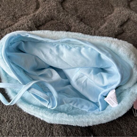 NWT Bucket Hat 💙 baby blue 💙 youth size - Picture 2 of 5